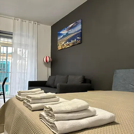New Generation Toledo Apartment Naples Exterior photo